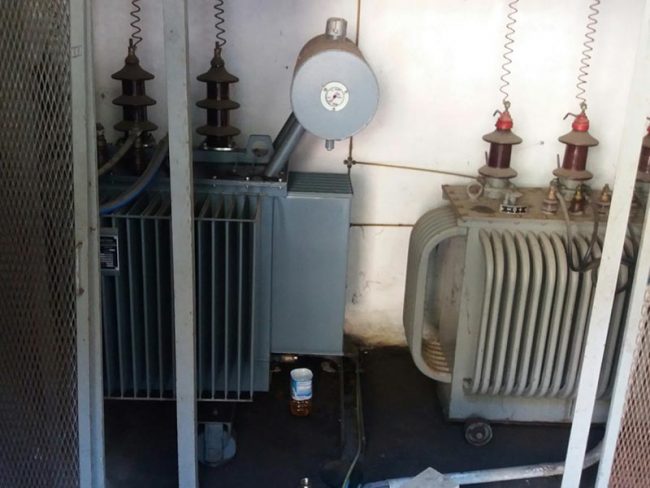 Coppia trasformatori elettrici Caffè Vetrina 4